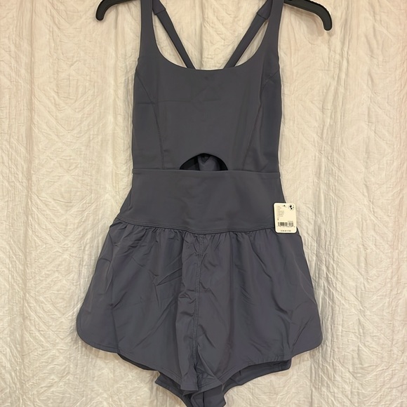 NWT Free People Movement Righteous Runsie - Picture 4 of 11